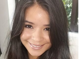 NaomiVelvet
