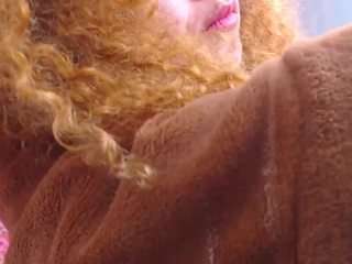 blondesquirt