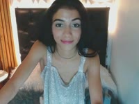 Mi nombre es Daniela, tengo 19 años, soy colombiana, soy una colombiana muy traviesa y con muchas ganas de conocer gente, de hacer y aprender de todo quiero ser tu chica complaciente, no tengo limites porque soy muy curiosa.