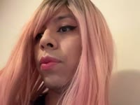 Soy una chica latina, muy traviesa, me encanta cumplir fantasías inusuales, me encanta el sexo duro, sucio y sin límites.