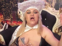 15 years experienced, professional in the execution of any fetish of any kind. If you are not a real and humble slave stay away from this room