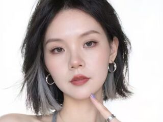 hot strip tease webcam GuanshiSun