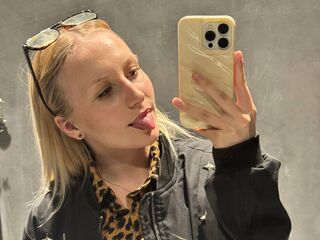hot webcam video LucilleWiste