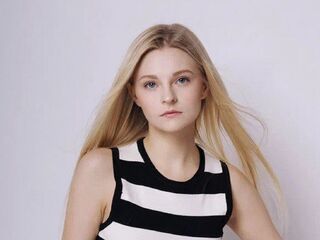babecam LynetteAldis