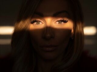 cam girl playing with sextoy MarylinGlory