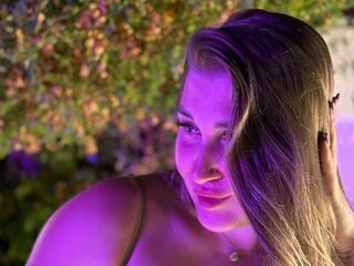babe web cam TarahZullo