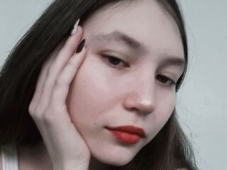 cam girl masturbating with vibrator ThoraMonzon