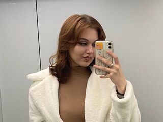 closeup cam BrynnMeury