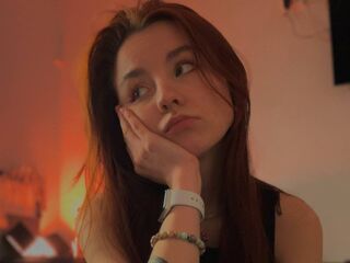 girl webcam show DivinaGazza