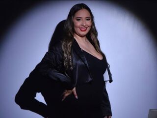 naked cam girl masturbating with vibrator AbellaRaider
