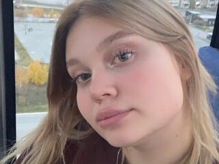 camslut video AdeleBaile