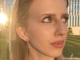 fingering webcamgirl picture AishaSpringstead