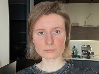 erotic cam AlessandraMillis