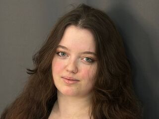 naughty cam girl masturbating with dildo AletheaSarne