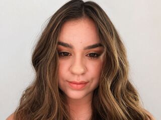 webcamgirl sexchat AlexandraThornt