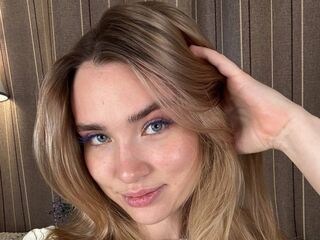 jasmin cam model AliceGondalis