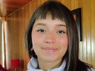 camgirl chatroom AliceMorely