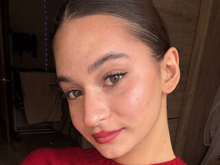 girl webcam AlisenBrown