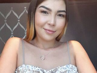 webcam bitch chatroom AlisonCaroline