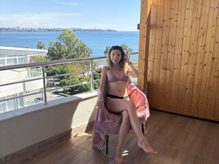 naughty chat room AlyVee