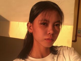 camgirl playing with sextoy AnnahGrace