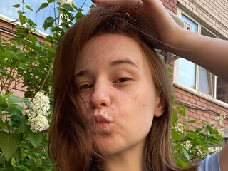 beautiful camgirl ArleighHankins