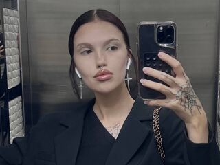 girl camsex ArlindaMarotti