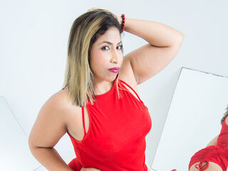 shaved pussy cam AuroraVirelli