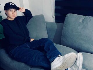 live chatroom BrendaCruzz