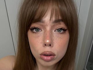 girl cam CaitlinBlethen