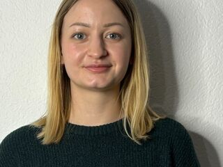 naked webcam girl photo CarmeliaRihner