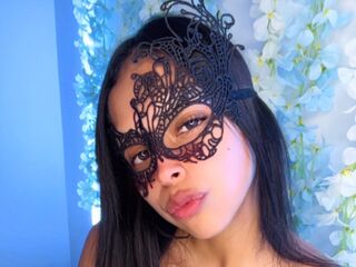 hot cam girl fingering shaved pussy CattleyaMoore