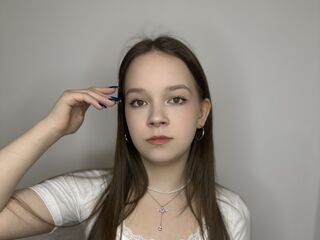 cam girl masturbating with sextoy CharleneAplin