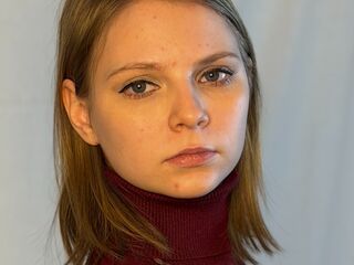 camslut masturbating CherrieSearls