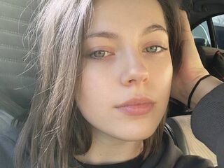 adult chatroom ClarettaZinno