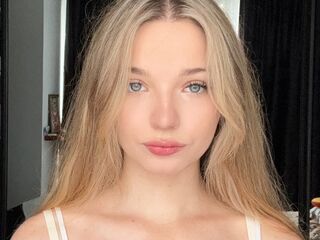 live sex cam photo CleliaGoel