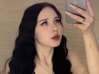 free nude webcam CorrinaWeirich