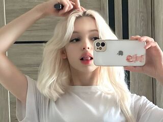 masturbating CourtneyAdamo