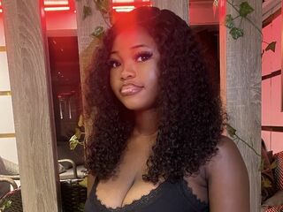 extreme cam video CreamieNelly