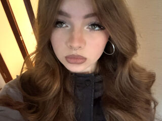 adult cam chat CrystalReed