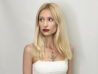 adult cam show CweneBagge