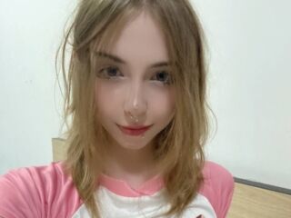 naughty cam girl masturbating DaniGlow