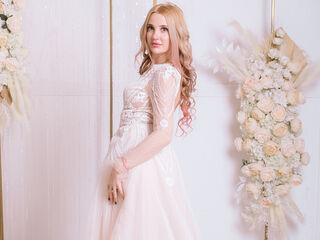 nude cam girl pic DominikaHunter