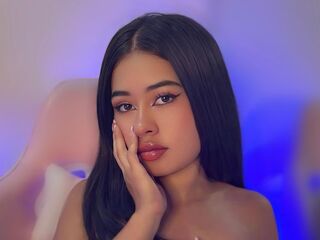 naughty cam girl fingering pussy DulceAmaira