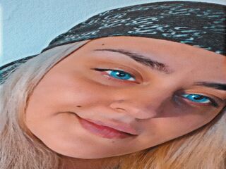 nude cam pic ElizaCarrera