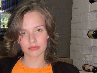 hot girl webcam picture ElwineDennett