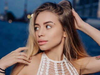 hot naked webcamgirl EmilyBeverly