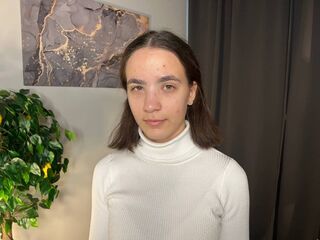 camslut spreading pussy EmmaDiaz