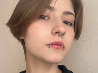 shower cam EssieAcheampong