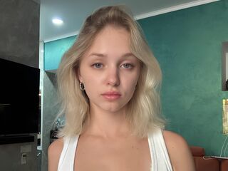 camgirl spreading pussy EveMorrison